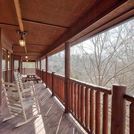 Cherokee Lodge Sevierville Exteriör bild